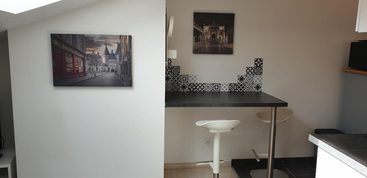 Joli Studio Calme Coeur De Ville Nancy Exteriör bild